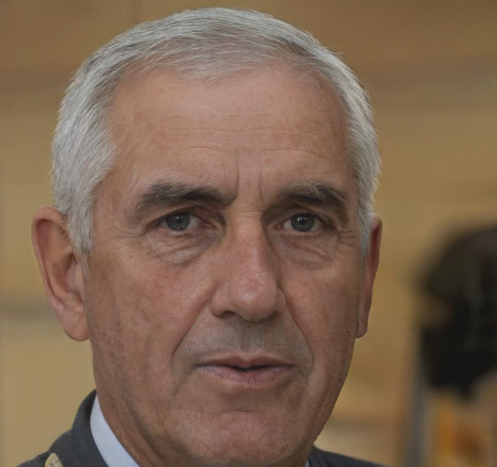 Holger Vesterinen, Spezialist für Schuldensanierung